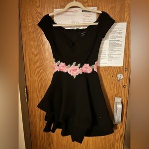 B. Darlin Homecoming Dress Size 3/4